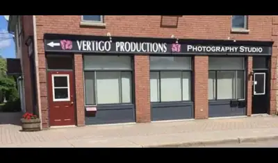 Video tour https://www.instagram.com/reel/DKPlAncxz5p/?igsh=MzZ5cG52b290Znhx Downtown brockville Per...