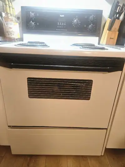 Poêle a donner. défectueu., View more