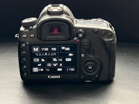 Selling Great Condition Canon 5D Mark 4 5D Mark IV+ EXTRAS
