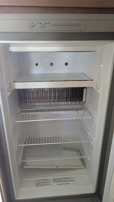 Great shape, 110 volt, 12 volt or gas fridge.! Works great!