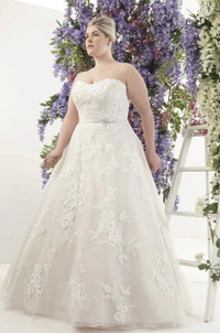Size 16 Wedding Dress  - Callista London C4251