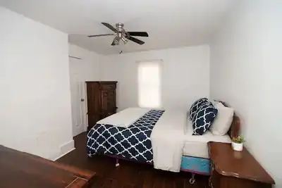 Rooms available in a shared house. One Single room - $800 Two Double Bed rooms - $1350 each room. Fu...