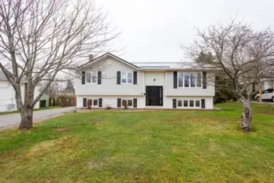 Available February 1st!! Red Sands Property Management has a 2-bedroom apartment for rent in Charlot...