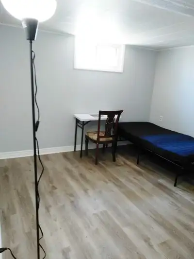 bright room for rent