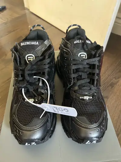  Balenciaga runners , View more