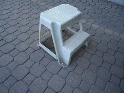 tabouret-escabeau 2 marches très solide, View more