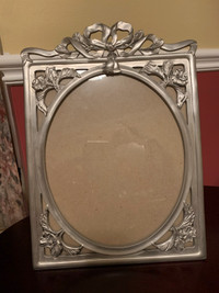 Seagull Pewter wedding vintage picture frame . Great gift too.