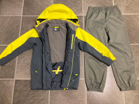 sz 10 MEC waterproof fall-winter jacket, XMTN lined splash-pants