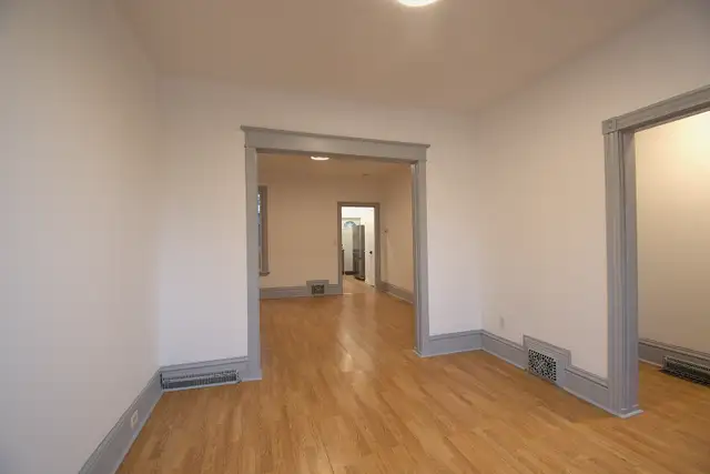 Charming home for rent close to James North in Long Term Rentals in Hamilton - Image 11