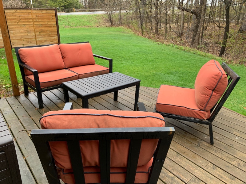 Free patio set Free Stuff Peterborough Kijiji