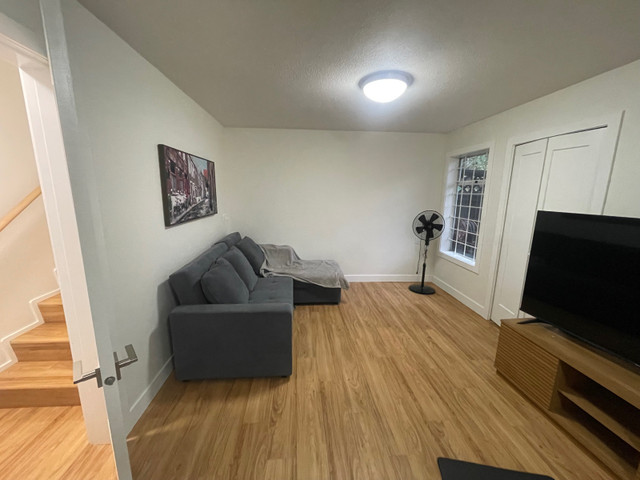 Room for Rent in Room Rentals & Roommates in Burnaby/New Westminster - Image 2