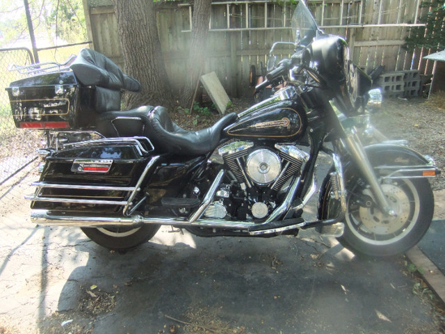 1998 FLHTCI  Harley Davidson Electra Glide CLASSIC in Touring in Belleville