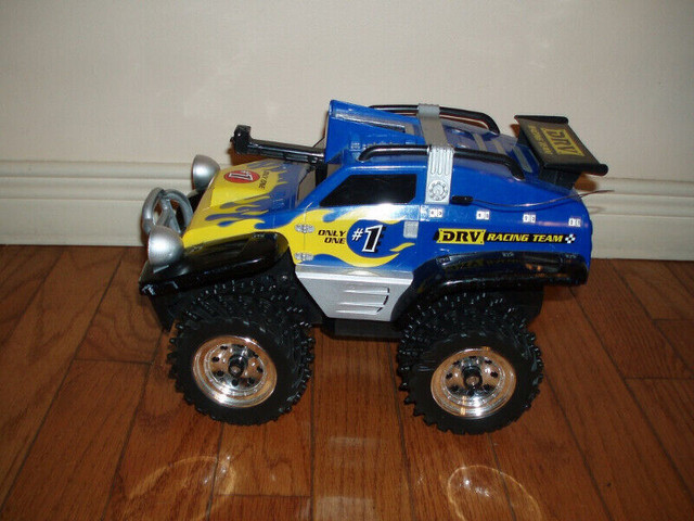 Toys for boys - Desert Racer, Sport Cars & Trucks in Toys in City of Toronto - Image 4