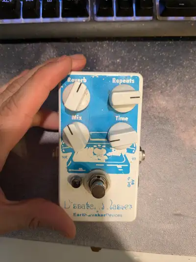 Earthquaker Devices Dispatch Master Delay/Reverb Pedal, View more