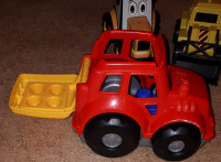 Jouet pour enfant camions voitures les trois.