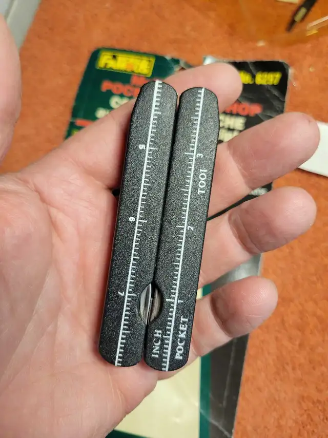Famous World Pocket Workshop Multi-tool 14 Functions with Case584654975634001926