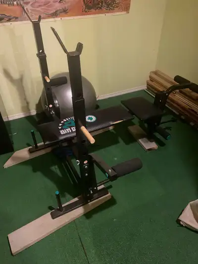 weight bench, View more