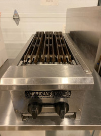 Commercial charbroiler