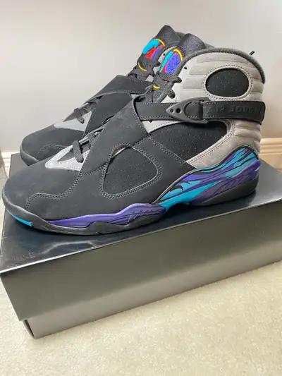 Jordan 8 Retro Aqua 2025 - sz 10/13, View more