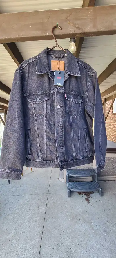 BRAND NEW Levi's Trucker Jacket, View more