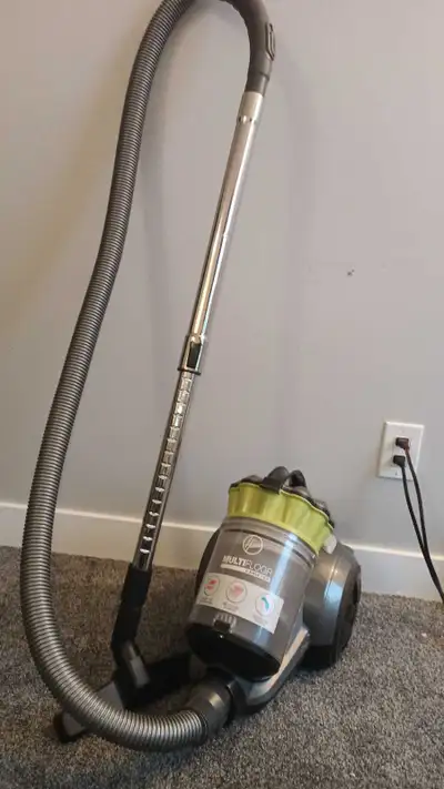 This Hoover MultiFloor Canister Vacuum features multi-cyclonic technology and is designed to provide...