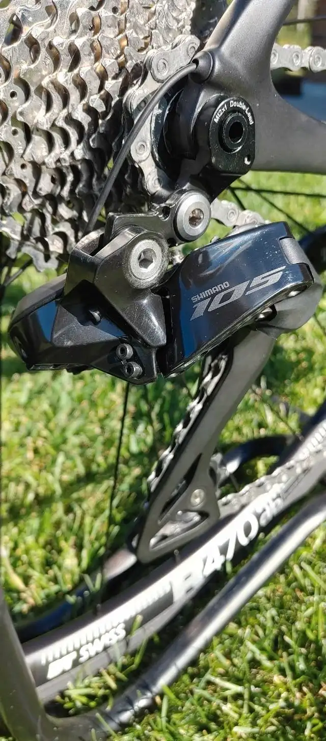 Smooth Cannondale Super Six Evo w/Di2 in Road in Kawartha Lakes - Image 4