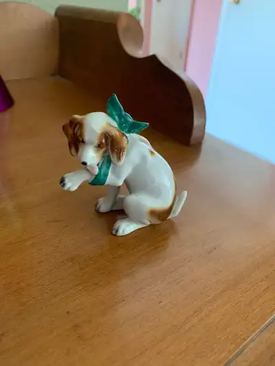 Early German Lichte Porcelain Dog with Sling, View more