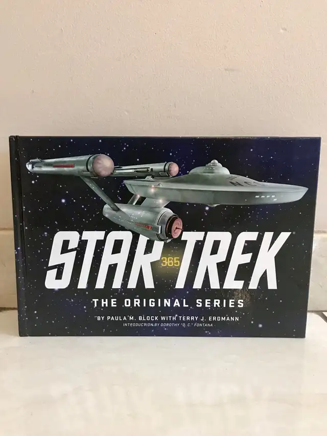 STAR TREK THE ORIGINAL SERIES 365 VISUAL EPISODE BOOK