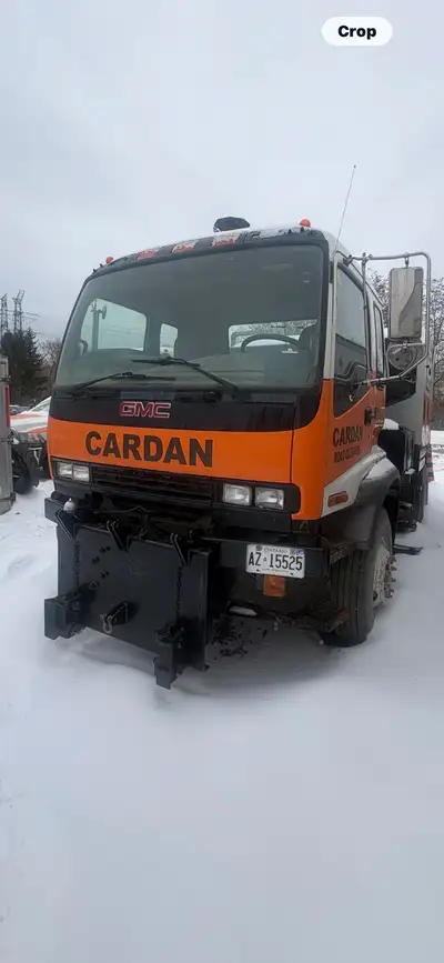2009 shwarze M6 mechanical street sweeper on a GMC T7500 chassis The good Chassis, frame, body in go...
