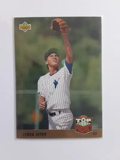 CARTE DE BASEBALL ROOKIE VINTAGE DE DEREK JETER YANKEES, View more