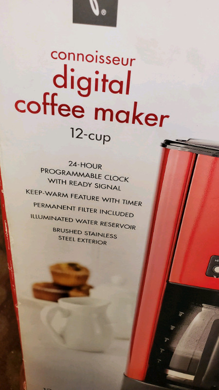 NEW RED AND BLACK 12 CUP DIGITAL COFFEE MAKER FOR CHRISTMAS  in Coffee Makers in Cranbrook - Image 3