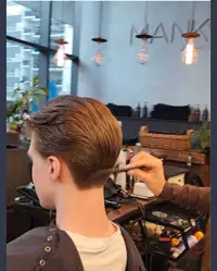 Free man's haircut with massage