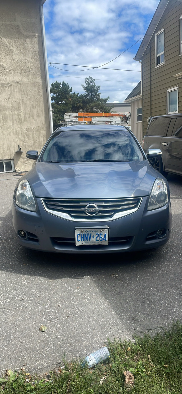 2010 Nissan Altima in Cars & Trucks in Oshawa / Durham Region