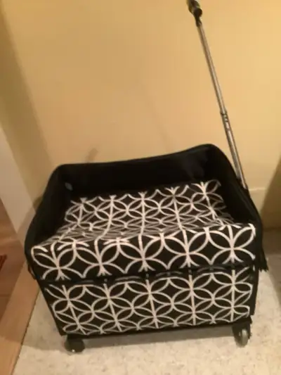 Sewing machine/embroidery machine case, View more