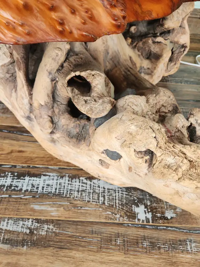 Drift Wood Coffee Table in Coffee Tables in Trenton - Image 7