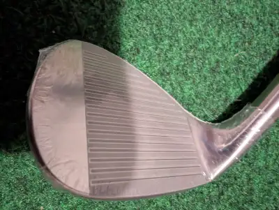 New Cobra "Pur-S 24" Wedge 54 Degrees, View more