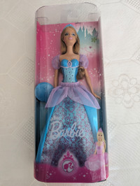 Barbie Doll & Barbie Bag