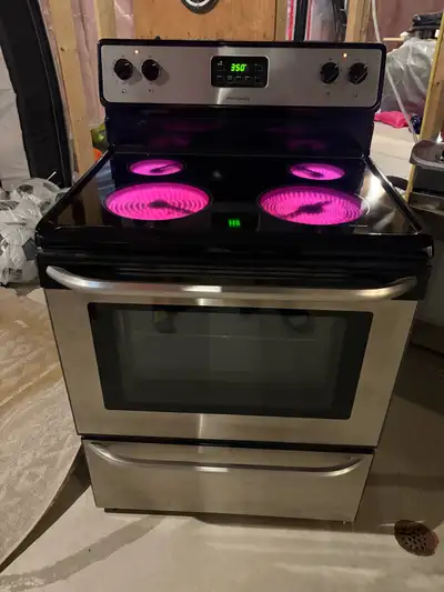Fridgaire Electric Stove , View more