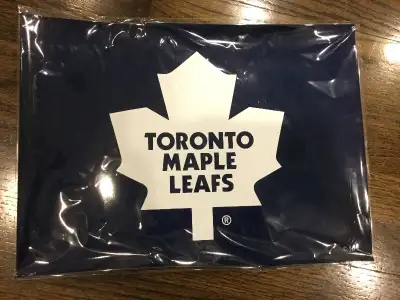 New Maple Leafs Magnet 16 x 12 inch, View more