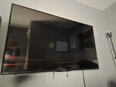 55 inch 4k smart tv in great condition, View more