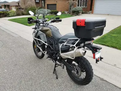 I sell my 2015 BMW f800GS Adventure motorcycle. Excellent maintained in showroom condition. Comes wi...