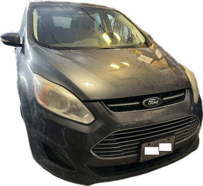 2013 Ford Cmax  SE.  AS IS.