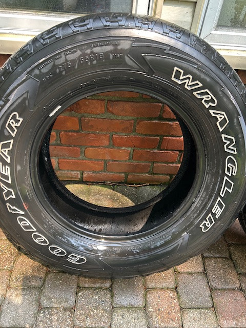 4 x Good Year Wrangler - Tires - 275/65 R18 in Tires & Rims in Leamington - Image 2