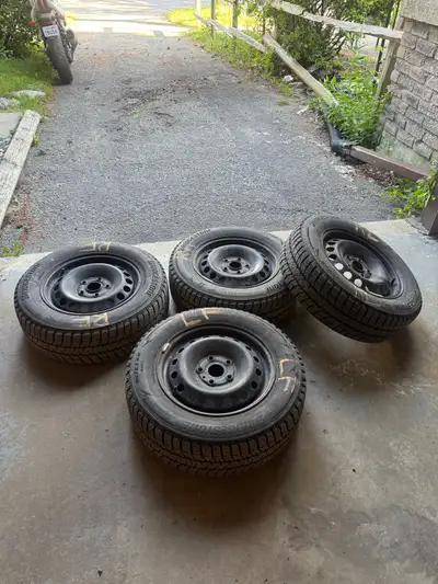 80+% life, only used for two seasons. High quality steel tims are OEM VW. drives nice and smooth. 19...