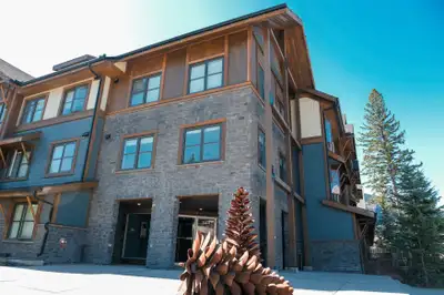 1-Bedroom Unit, Available Immediately