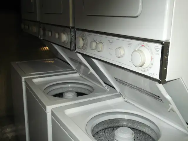 STACK WASHER AND DRYER509912351811850244