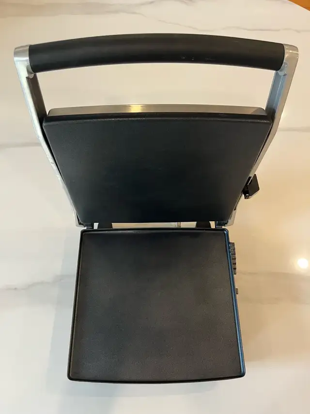 Breville Panini Press in Toasters & Toaster Ovens in Markham / York Region - Image 3