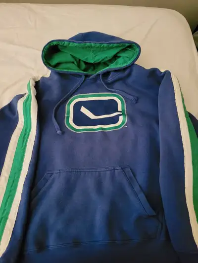 Vancouver Canucks hoodie , View more