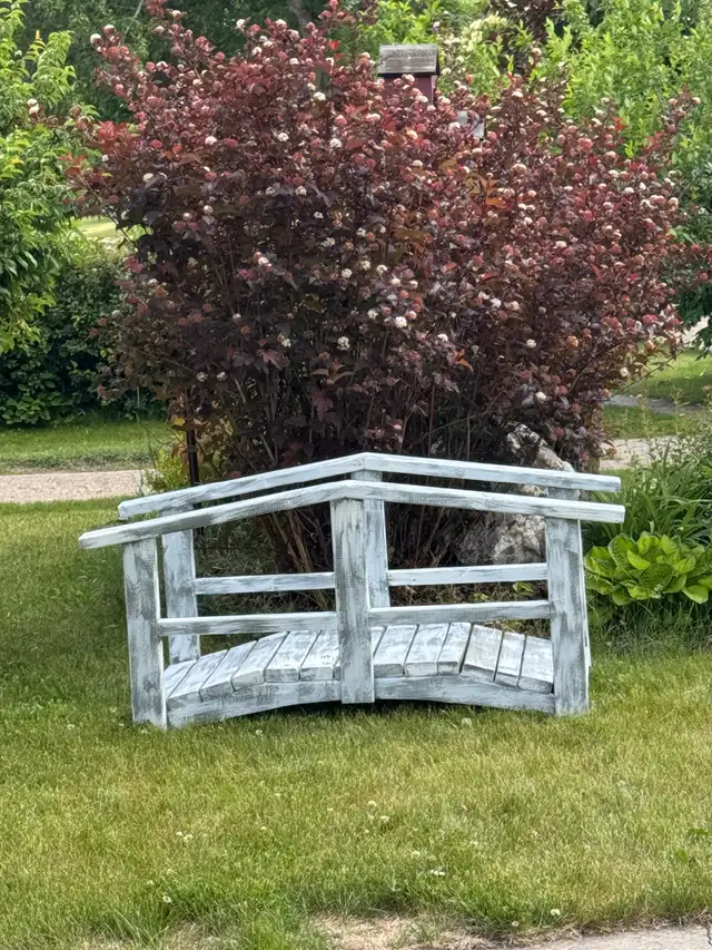 4ft heavy duty, rustic style Garden Bridge