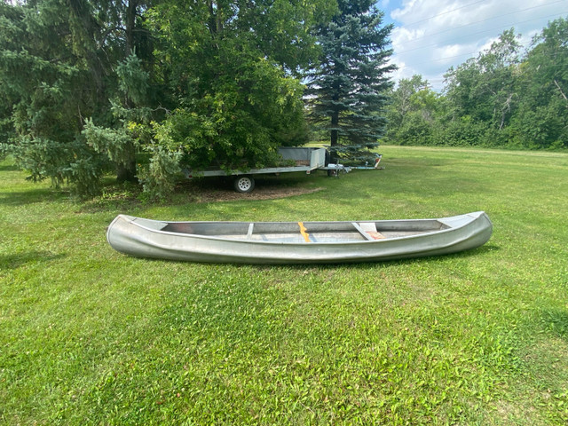 Aluminum canoe  in Canoes, Kayaks & Paddles in Winnipeg - Image 2